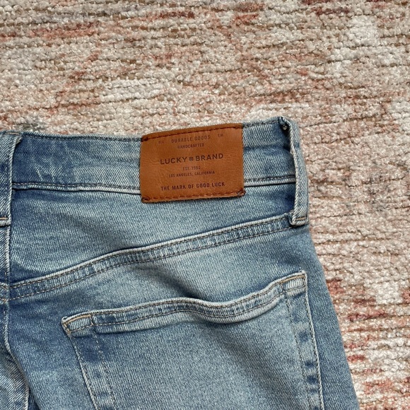 LAST CHANCE - Lucky Brand Ankle Jeans - Picture 9 of 9